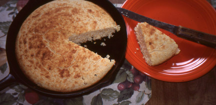 A pone of cornbread.