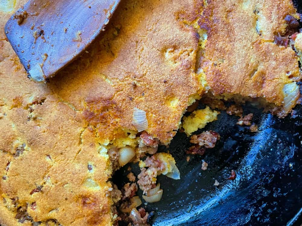 cornpone pie in cast iron 